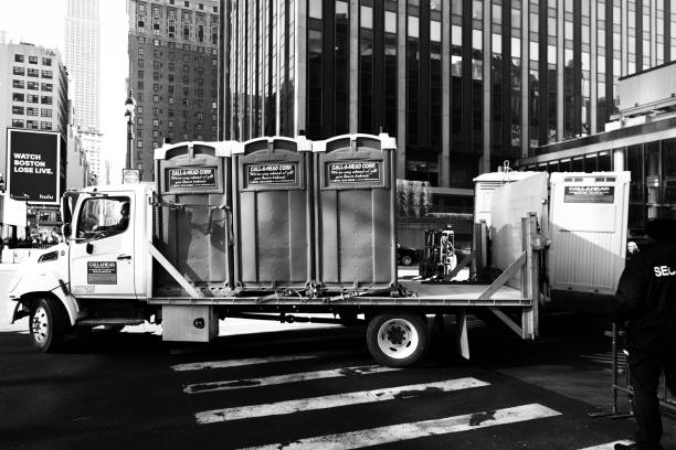 Best Best portable toilet rental  in Black Mountain, NC